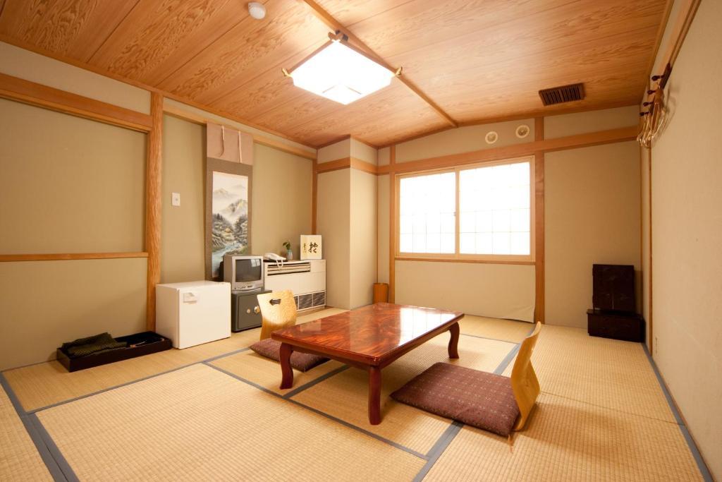 Hotel Yudanaka Яманучи Екстериор снимка